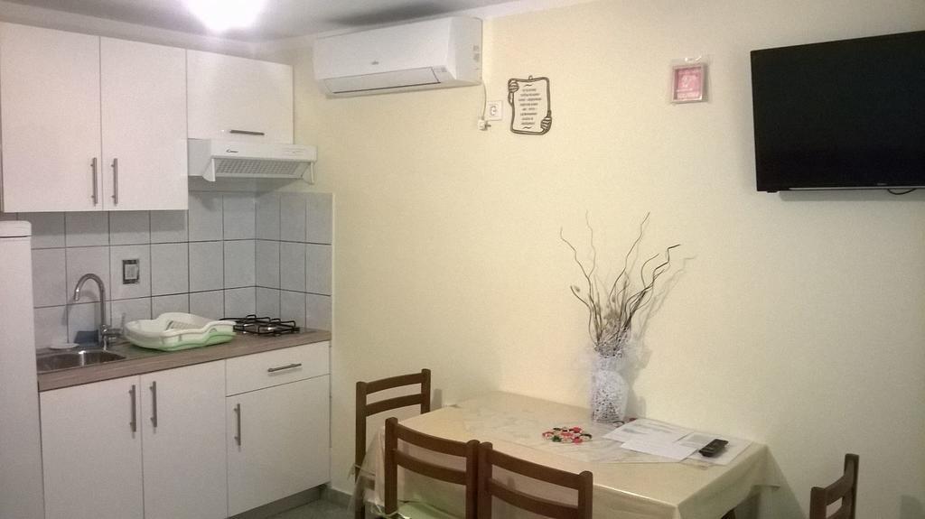 Apartment Rose Pula Zewnętrze zdjęcie