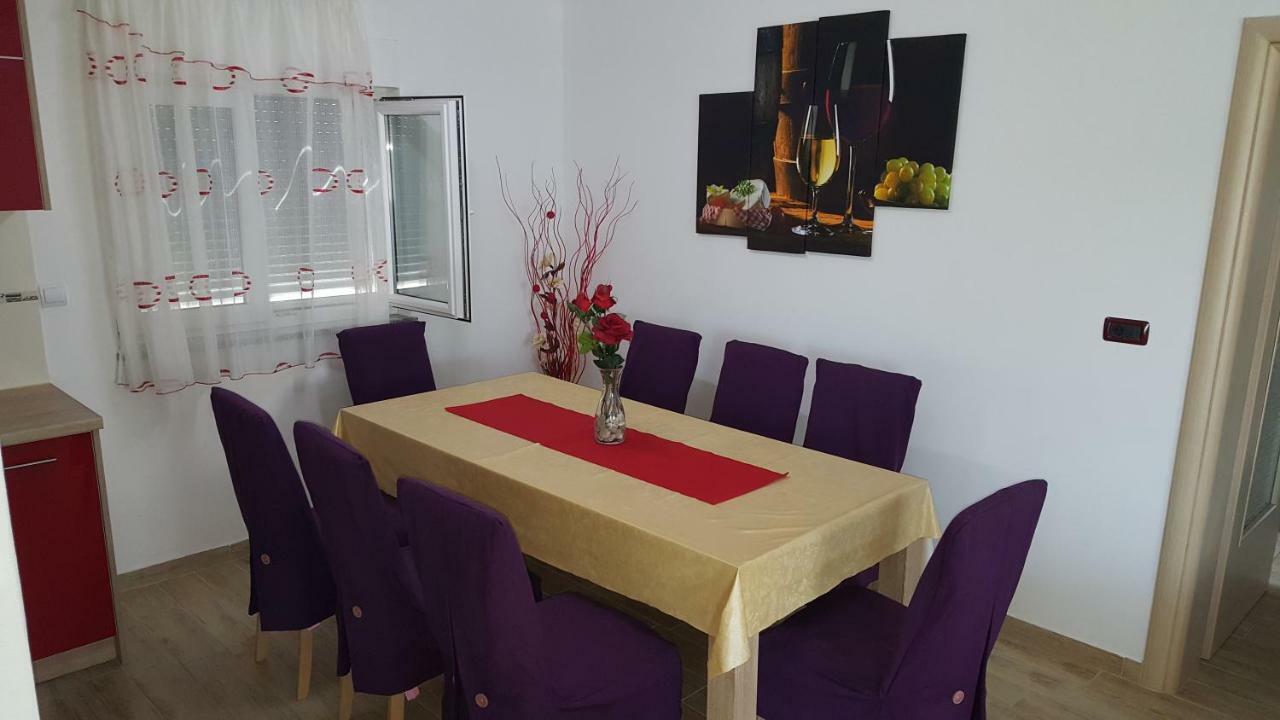 Apartment Rose Pula Zewnętrze zdjęcie