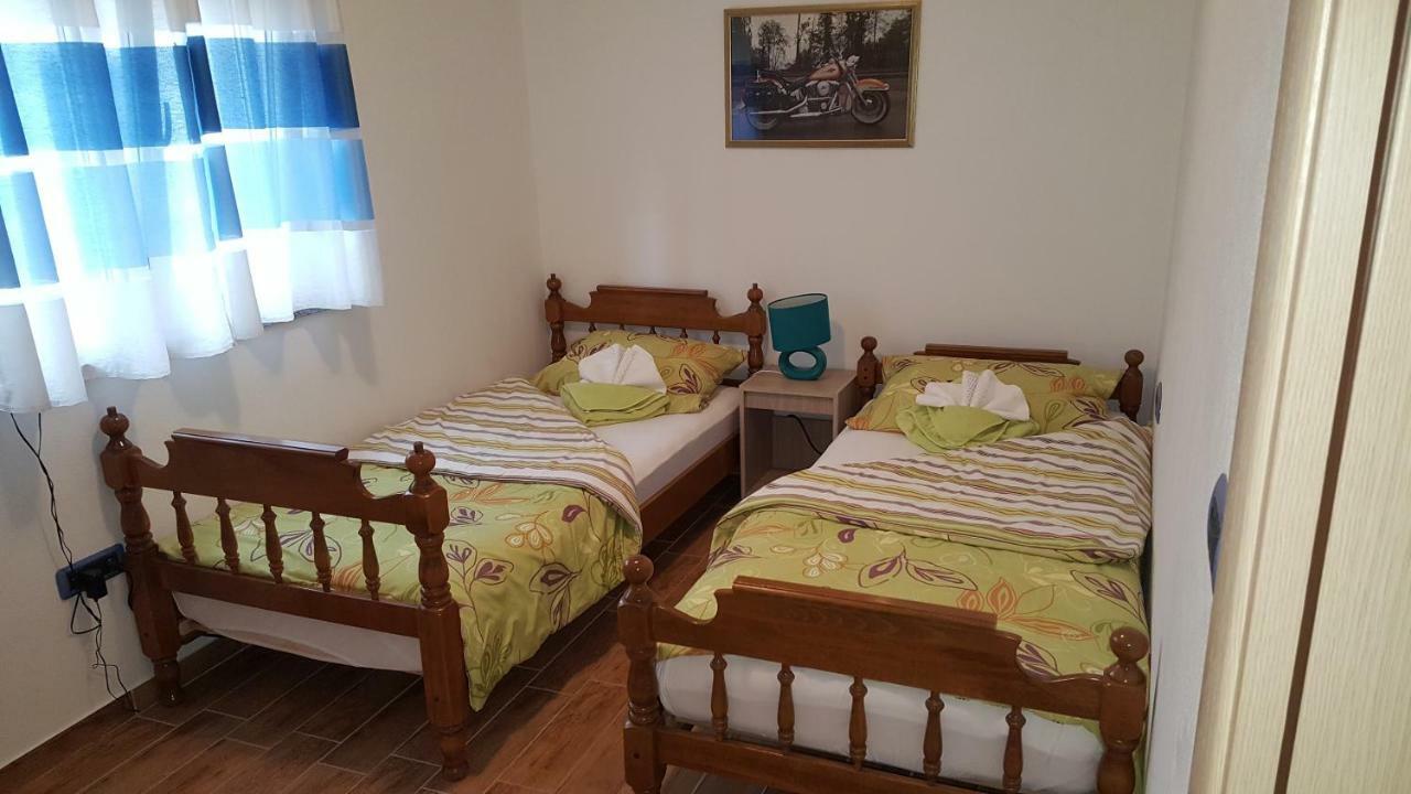 Apartment Rose Pula Zewnętrze zdjęcie
