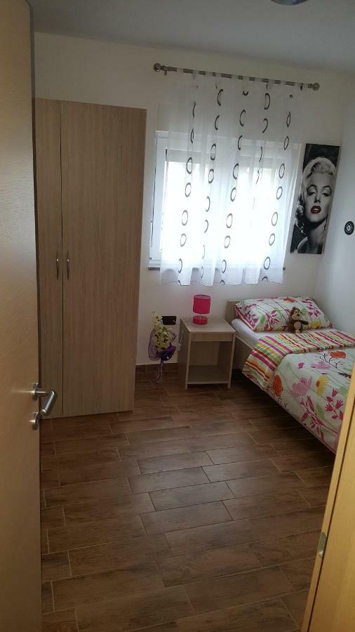 Apartment Rose Pula Zewnętrze zdjęcie
